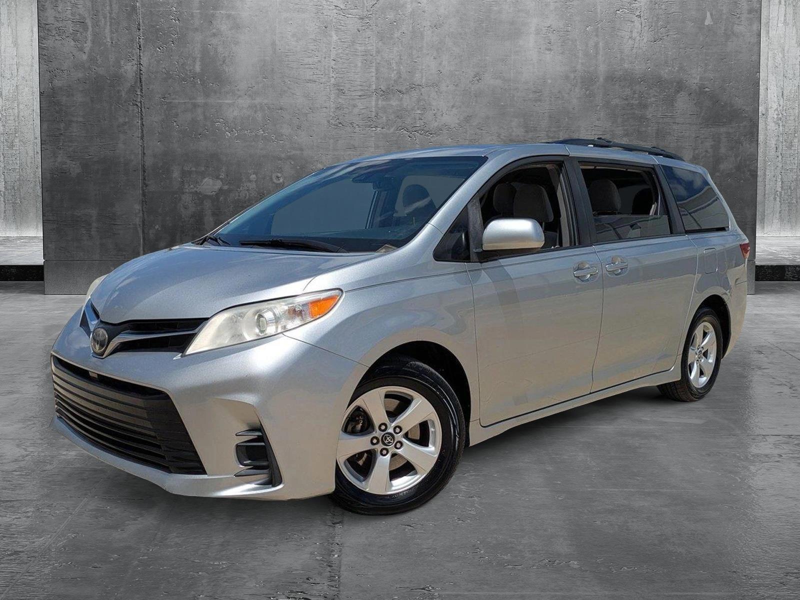 2019 Toyota Sienna Vehicle Photo in Winter Park, FL 32792