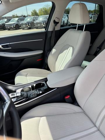 2023 Hyundai SONATA Vehicle Photo in Peoria, IL 61615