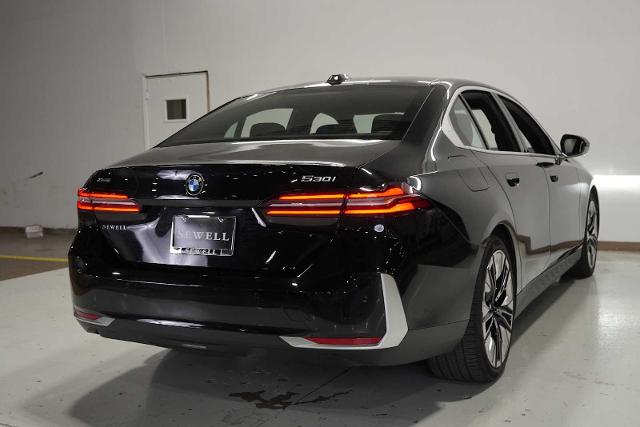 2024 BMW 530i xDrive Vehicle Photo in GRAPEVINE, TX 76051