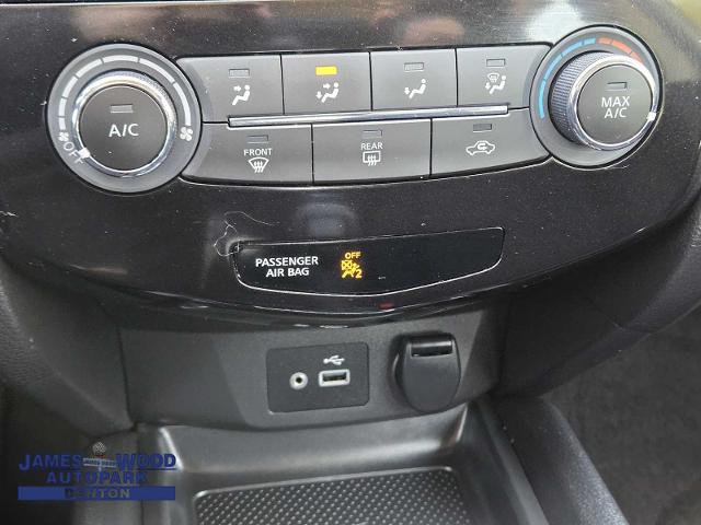 2019 Nissan Rogue Sport Vehicle Photo in DENTON, TX 76210-9321