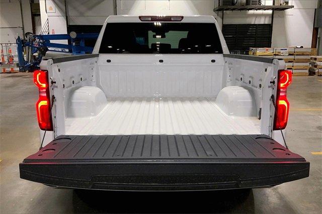 2025 Chevrolet Silverado 1500 Vehicle Photo in KANSAS CITY, MO 64114-4502