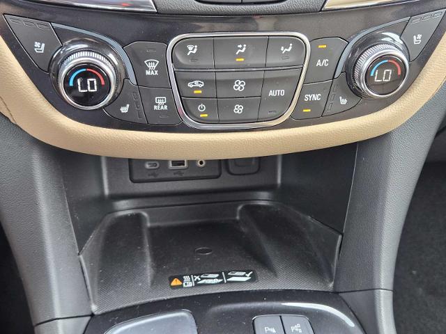 2022 Chevrolet Equinox Vehicle Photo in DENTON, TX 76210-9321