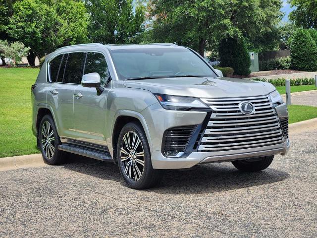 2022 Lexus LX 600 Vehicle Photo in FORT WORTH, TX 76132
