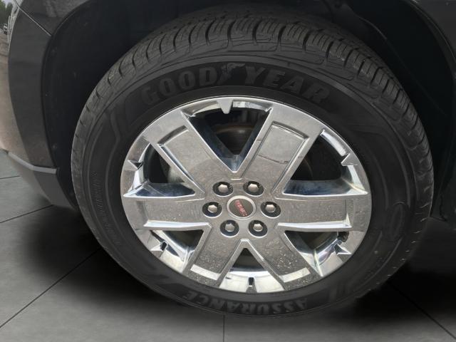 2017 GMC Acadia Limited Vehicle Photo in GREEN BAY, WI 54303-3330