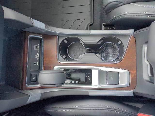 2025 Subaru Ascent Vehicle Photo in Green Bay, WI 54304