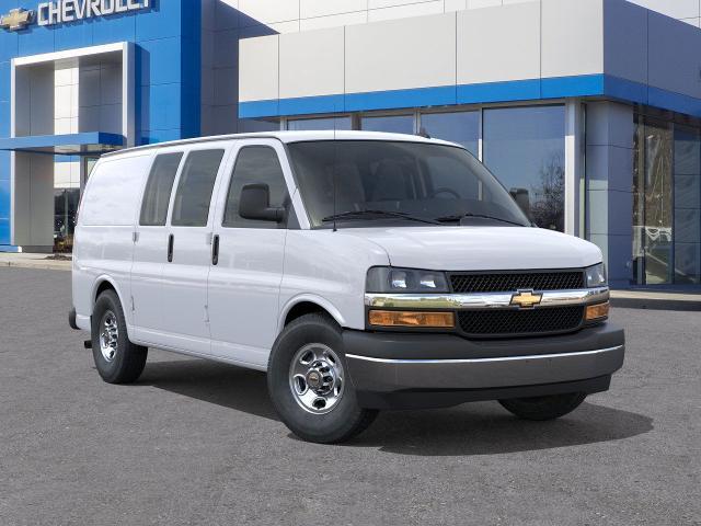 2025 Chevrolet Express Cargo 2500 Vehicle Photo in DANBURY, CT 06810-5034