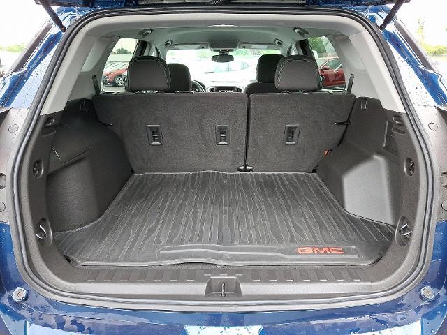 2022 GMC Terrain Vehicle Photo in TREVOSE, PA 19053-4984