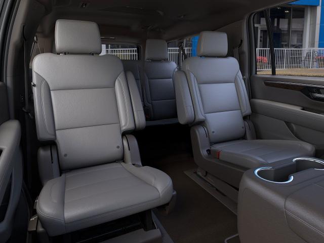 2025 Chevrolet Suburban Vehicle Photo in INDEPENDENCE, MO 64055-1314