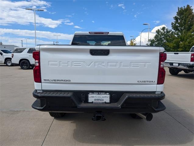 2024 Chevrolet Silverado 2500 HD Vehicle Photo in ENGLEWOOD, CO 80113-6708