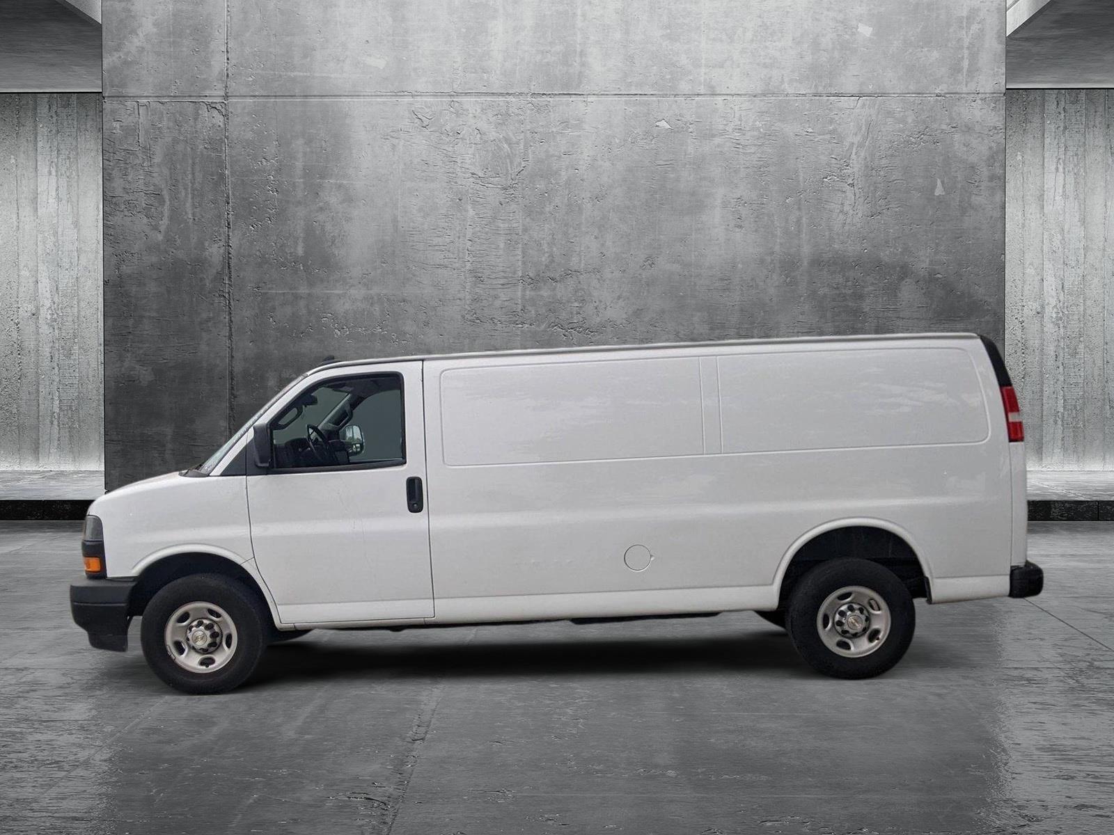 2023 Chevrolet Express Cargo 2500 Vehicle Photo in PEMBROKE PINES, FL 33024-6534