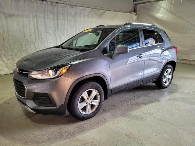 Used 2019 Chevrolet Trax LT with VIN KL7CJPSB1KB877411 for sale in Pinconning, MI