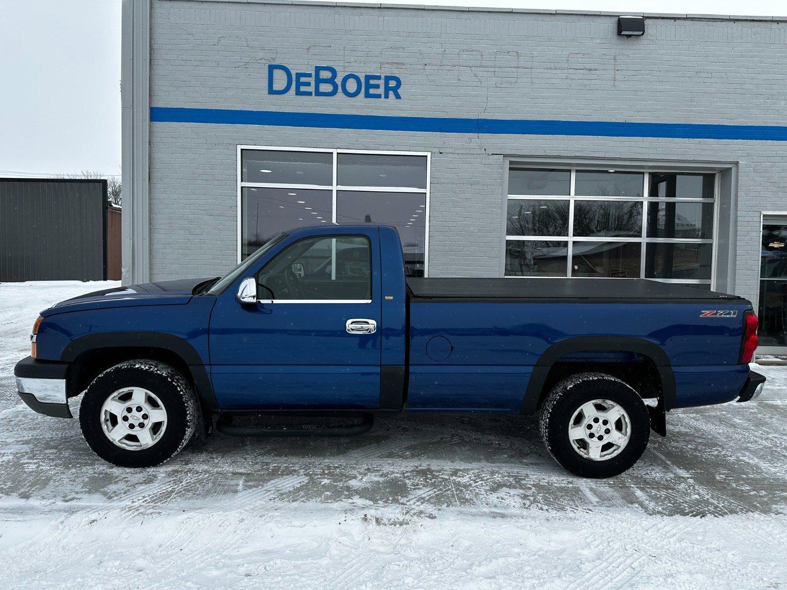 Used 2004 Chevrolet Silverado 1500 Work Truck with VIN 1GCEK14V74E104585 for sale in Edgerton, Minnesota