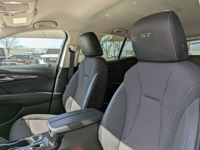 2023 Buick Envision Vehicle Photo in SELMA, TX 78154-1459