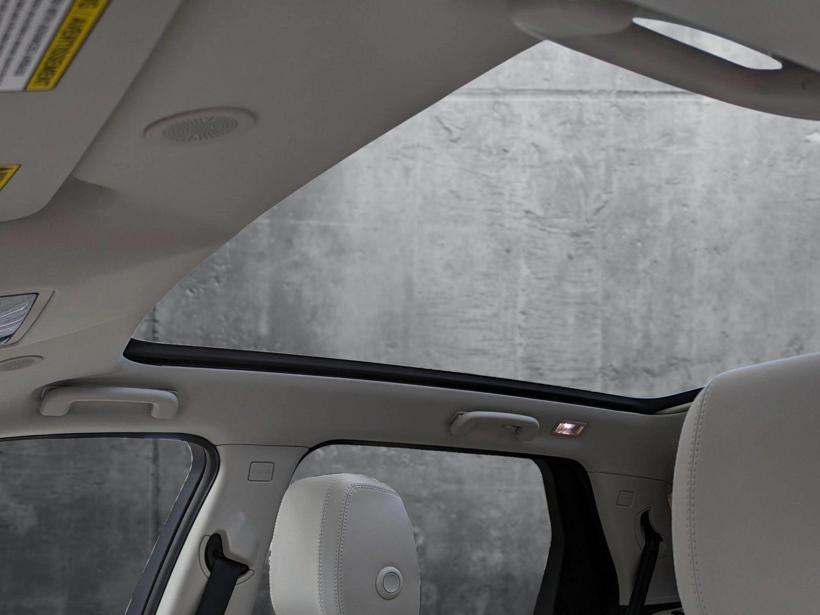 2025 Land Rover Discovery Sport Vehicle Photo in Bethesda, MD 20852