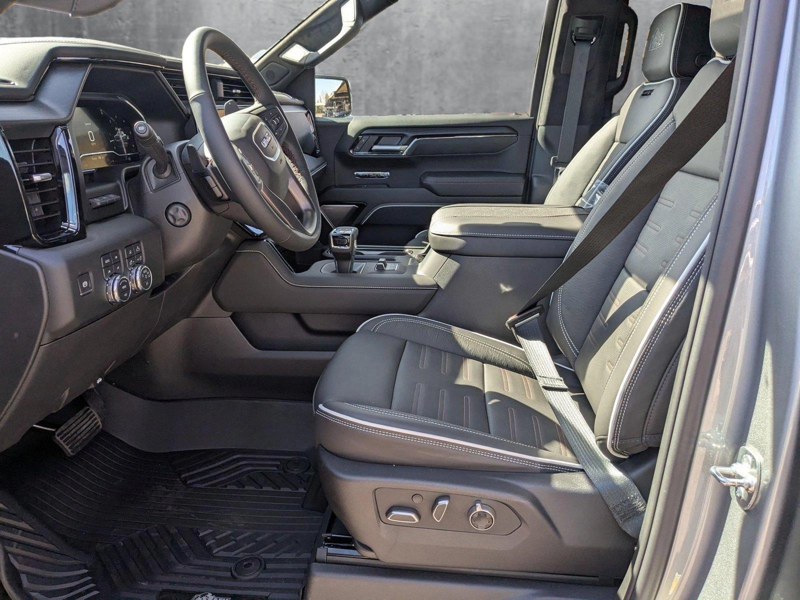 2025 GMC Sierra 1500 Vehicle Photo in LONE TREE, CO 80124-2750