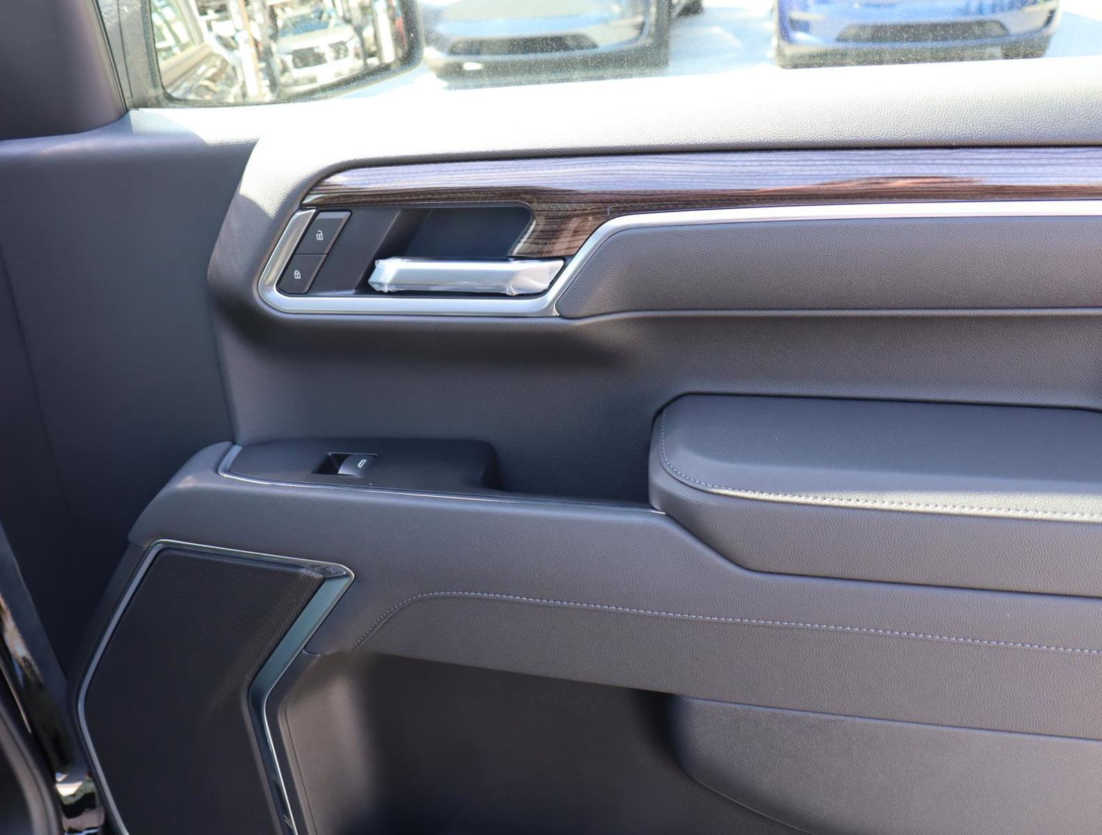 2025 Chevrolet Silverado 1500 Vehicle Photo in LOS ANGELES, CA 90007-3794