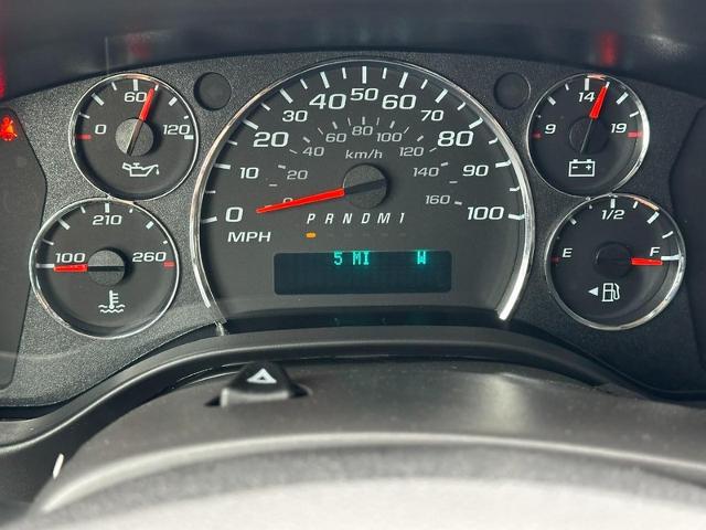 2024 Chevrolet Express Cargo 2500 Vehicle Photo in COLUMBIA, MO 65203-3903