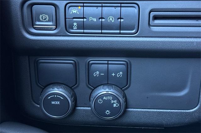 2023 Chevrolet Suburban Vehicle Photo in ELK GROVE, CA 95757-8703