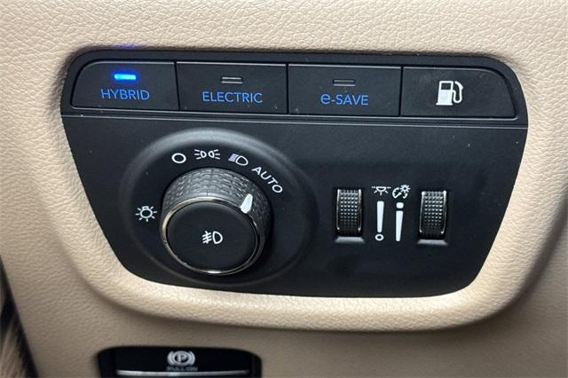 2024 Jeep Grand Cherokee 4xe Vehicle Photo in ELK GROVE, CA 95757-8703