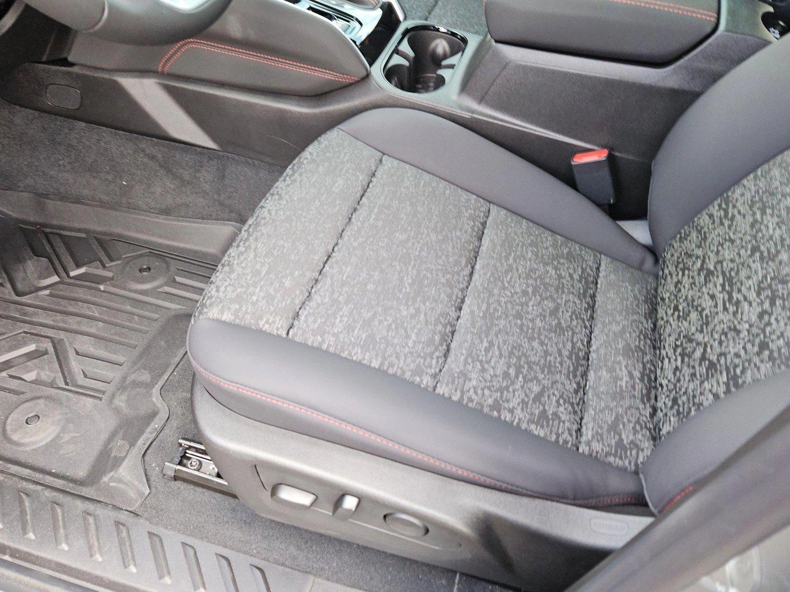 2025 Chevrolet Colorado Vehicle Photo in MESA, AZ 85206-4395