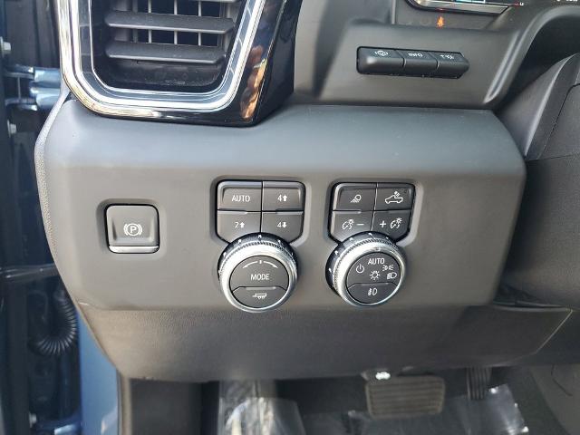 2025 GMC Sierra 1500 Vehicle Photo in LIGHTHOUSE POINT, FL 33064-6849