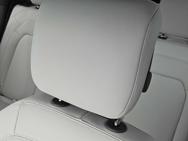 2025 Defender Vehicle Photo in AUSTIN, TX 78717