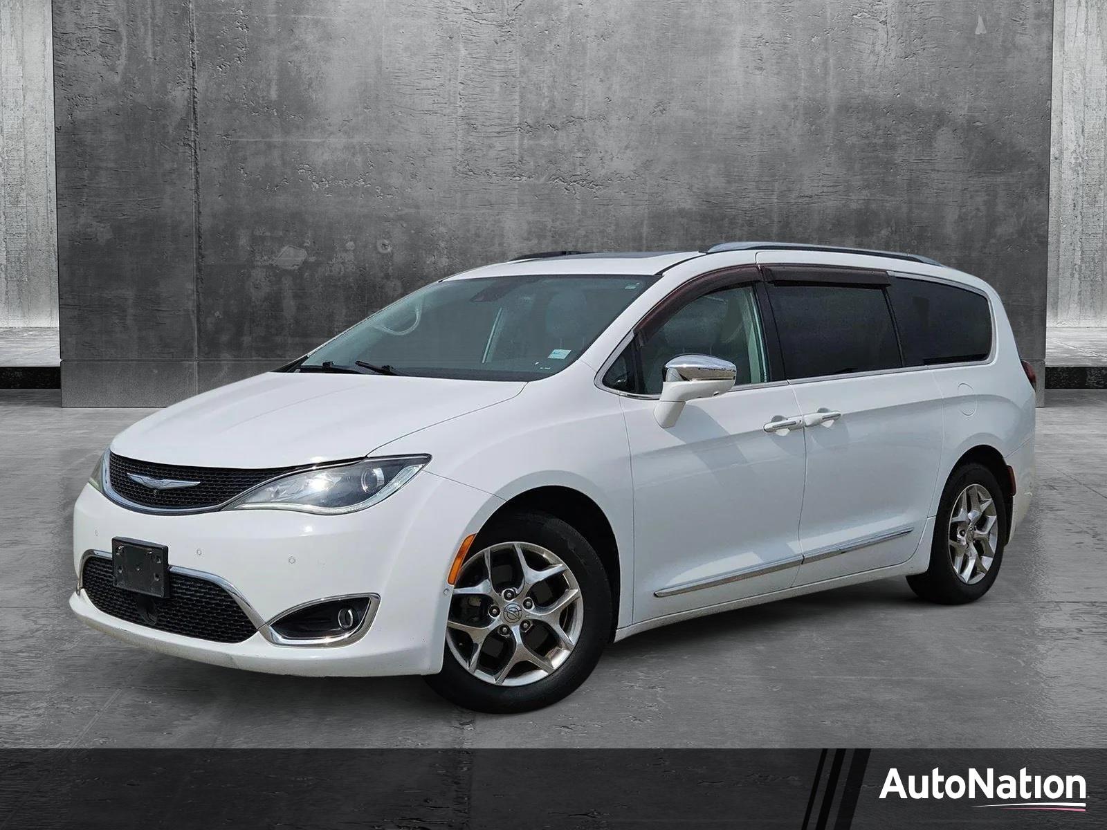 2017 Chrysler Pacifica Vehicle Photo in CORPUS CHRISTI, TX 78416-1100