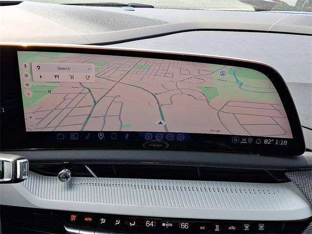 2025 Cadillac OPTIQ Vehicle Photo in ALLENTOWN, PA 18103-7399