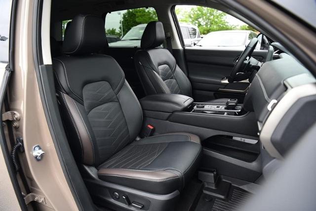 2023 Nissan Pathfinder Vehicle Photo in Ballwin, MO 63011