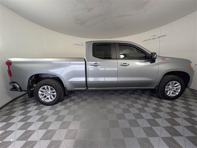 2023 Chevrolet Silverado 1500 Vehicle Photo in ENGLEWOOD, CO 80113-6708