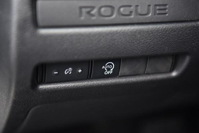 2025 Nissan Rogue Vehicle Photo in Ballwin, MO 63011