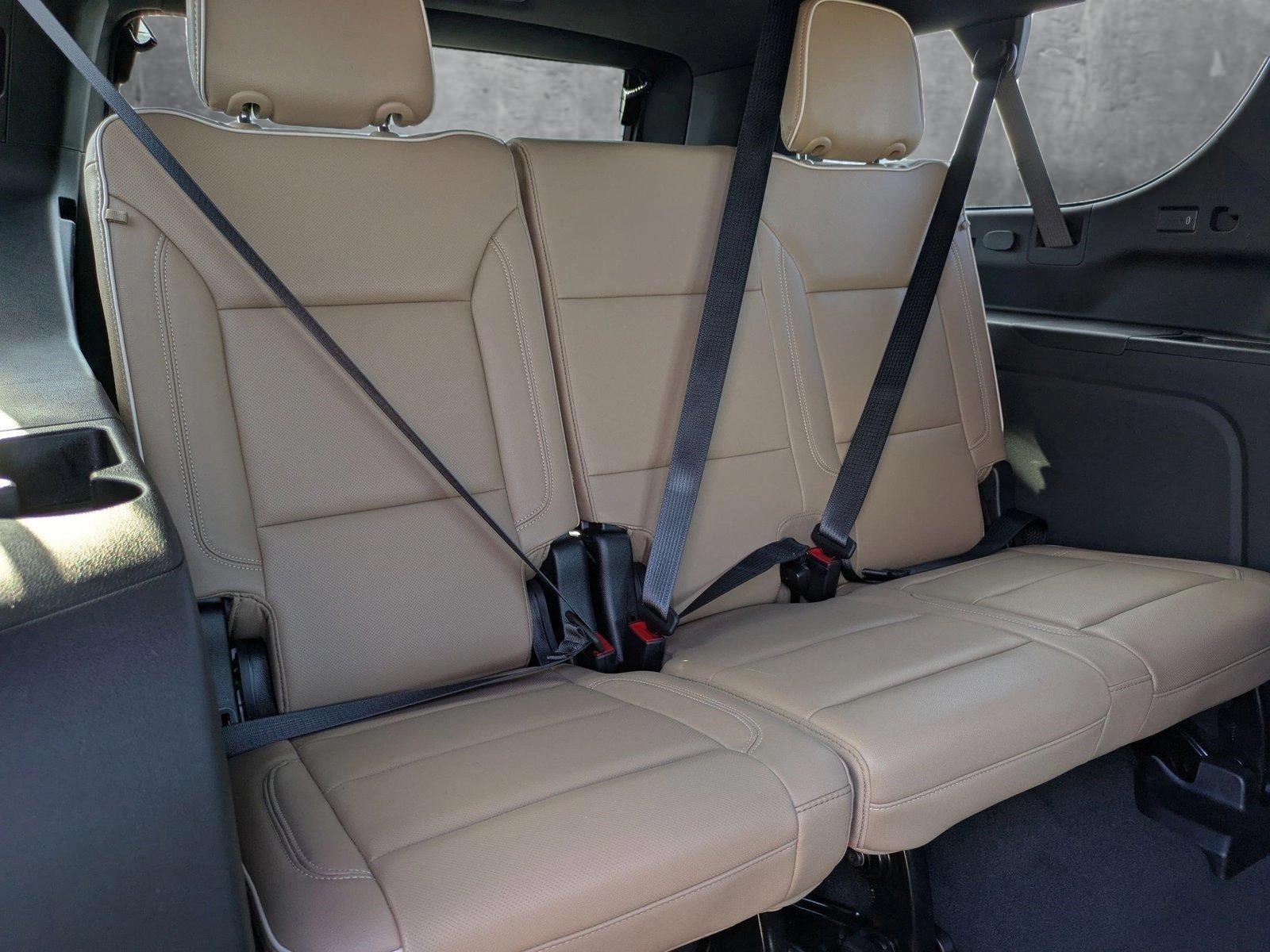 2024 Chevrolet Suburban Vehicle Photo in CLEARWATER, FL 33764-7163
