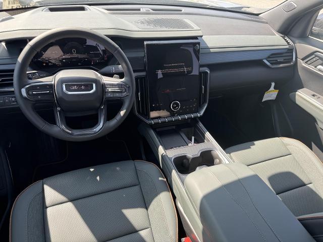 2025 GMC Acadia Vehicle Photo in LOWELL, MA 01852-4336