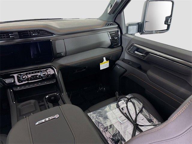 2025 GMC Sierra 3500 HD Vehicle Photo in PUYALLUP, WA 98371-4149