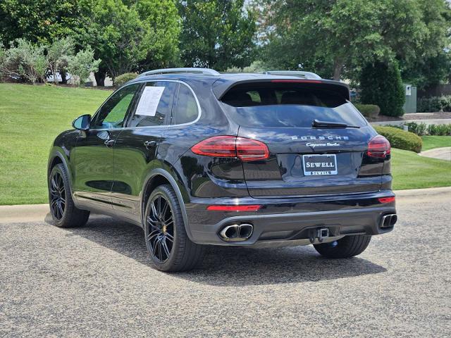 2017 Porsche Cayenne Vehicle Photo in FORT WORTH, TX 76132