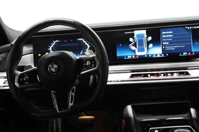 2023 BMW 760i xDrive Vehicle Photo in GRAPEVINE, TX 76051