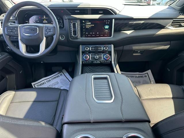 2023 GMC Yukon XL Vehicle Photo in COLUMBIA, MO 65203-3903