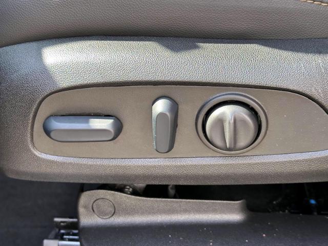 2022 Chevrolet Equinox Vehicle Photo in Roslyn, NY 11576