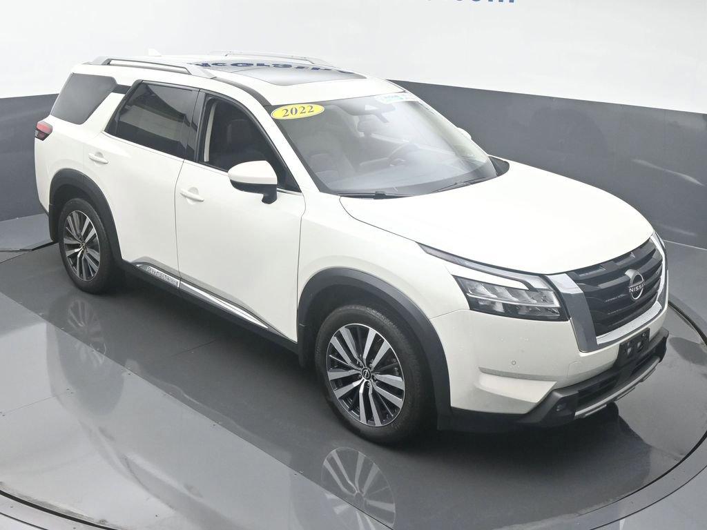 2022 Nissan Pathfinder Vehicle Photo in Cedar Rapids, IA 52402