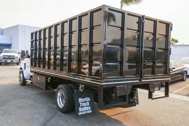 2023 Chevrolet Silverado Chassis Cab Vehicle Photo in VENTURA, CA 93003-8585