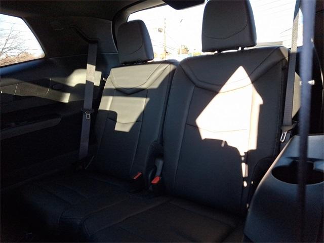 2025 Cadillac XT6 Vehicle Photo in ALLENTOWN, PA 18103-7399
