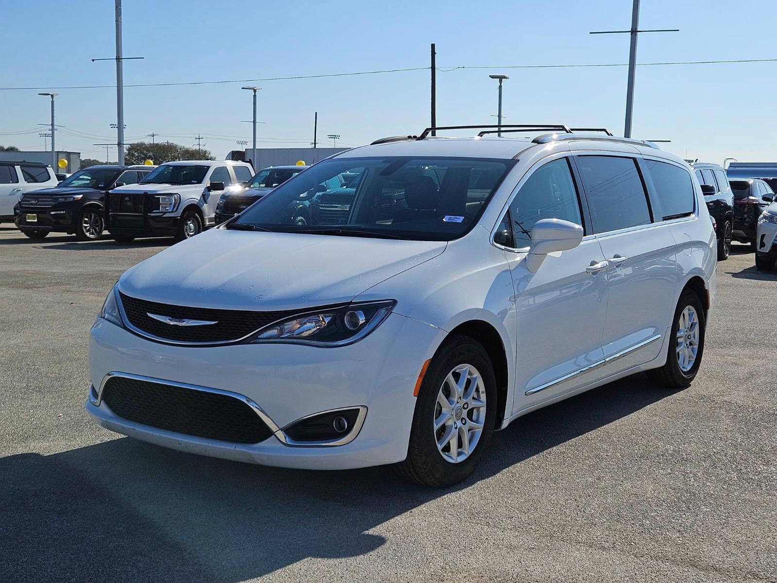 2020 Chrysler Pacifica Vehicle Photo in Seguin, TX 78155