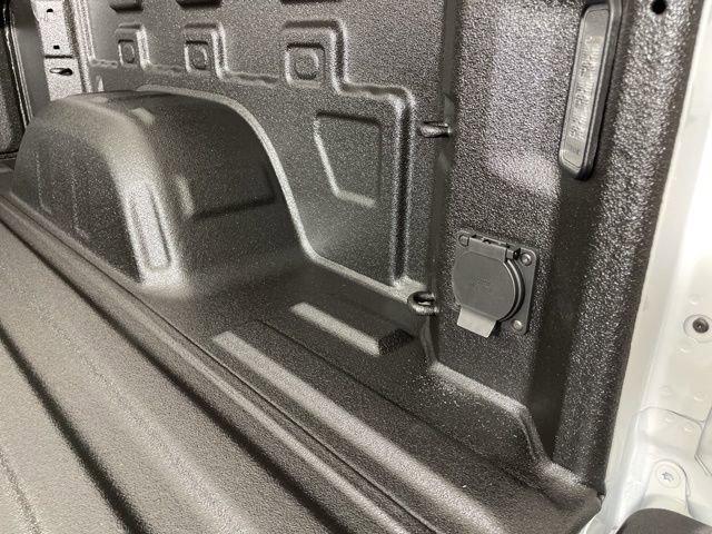 2025 Chevrolet Silverado 1500 Vehicle Photo in PHOENIX, AZ 85014-3381