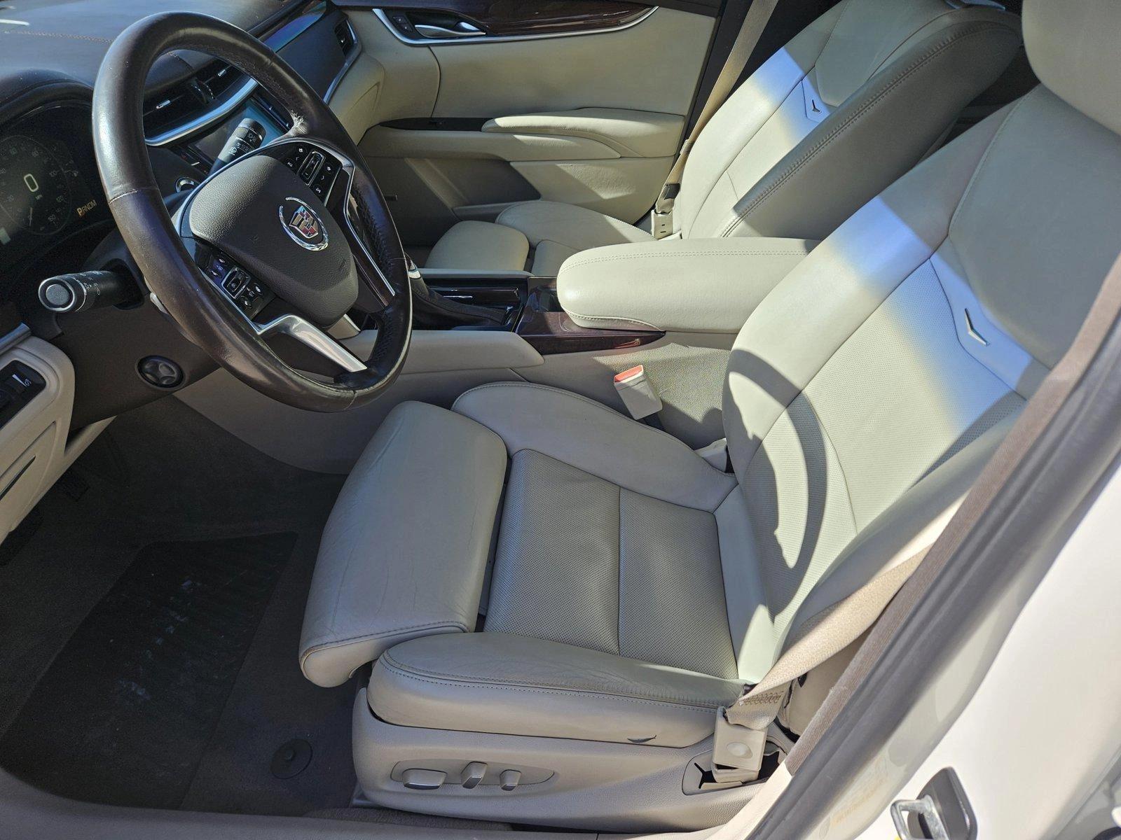 2013 Cadillac XTS Vehicle Photo in NORTH RICHLAND HILLS, TX 76180-7199