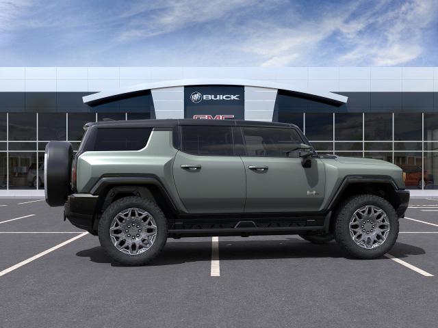 2024 GMC HUMMER EV SUV Vehicle Photo in LEOMINSTER, MA 01453-2952