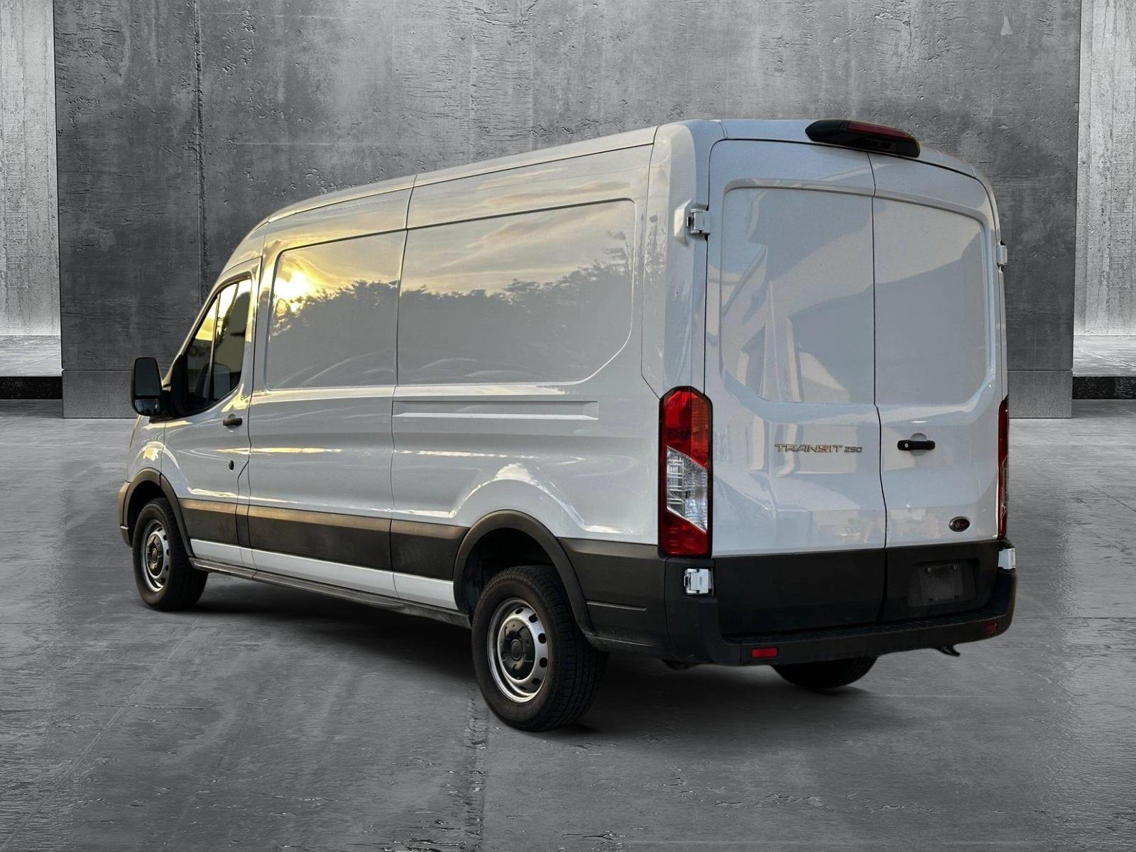 2023 Ford Transit Cargo Van Vehicle Photo in Hollywood, FL 33021