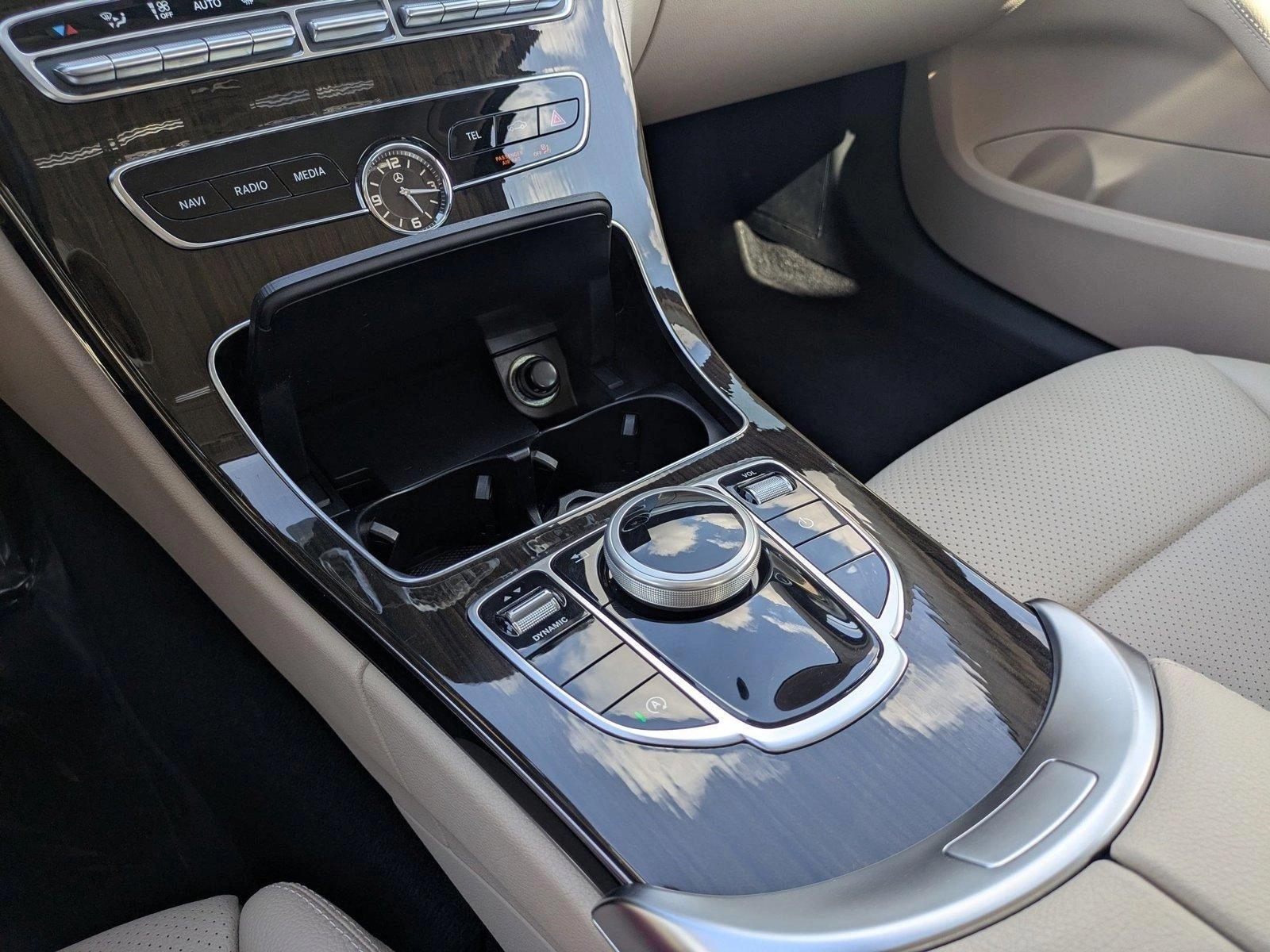 2021 Mercedes-Benz C-Class Vehicle Photo in Sarasota, FL 34231