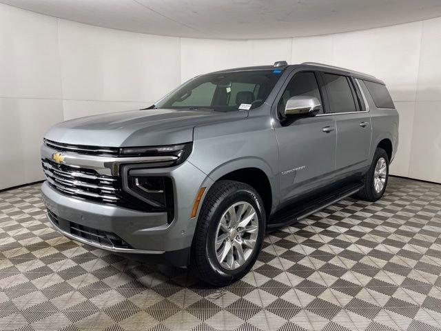 2025 Chevrolet Suburban Vehicle Photo in PHOENIX, AZ 85014-3381