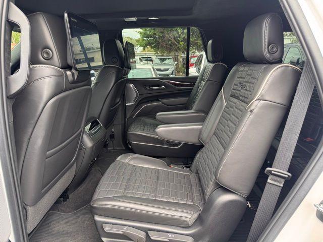 2022 Cadillac Escalade Vehicle Photo in DELRAY BEACH, FL 33483-3294