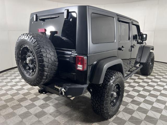 2011 Jeep Wrangler Unlimited Vehicle Photo in MEDINA, OH 44256-9001